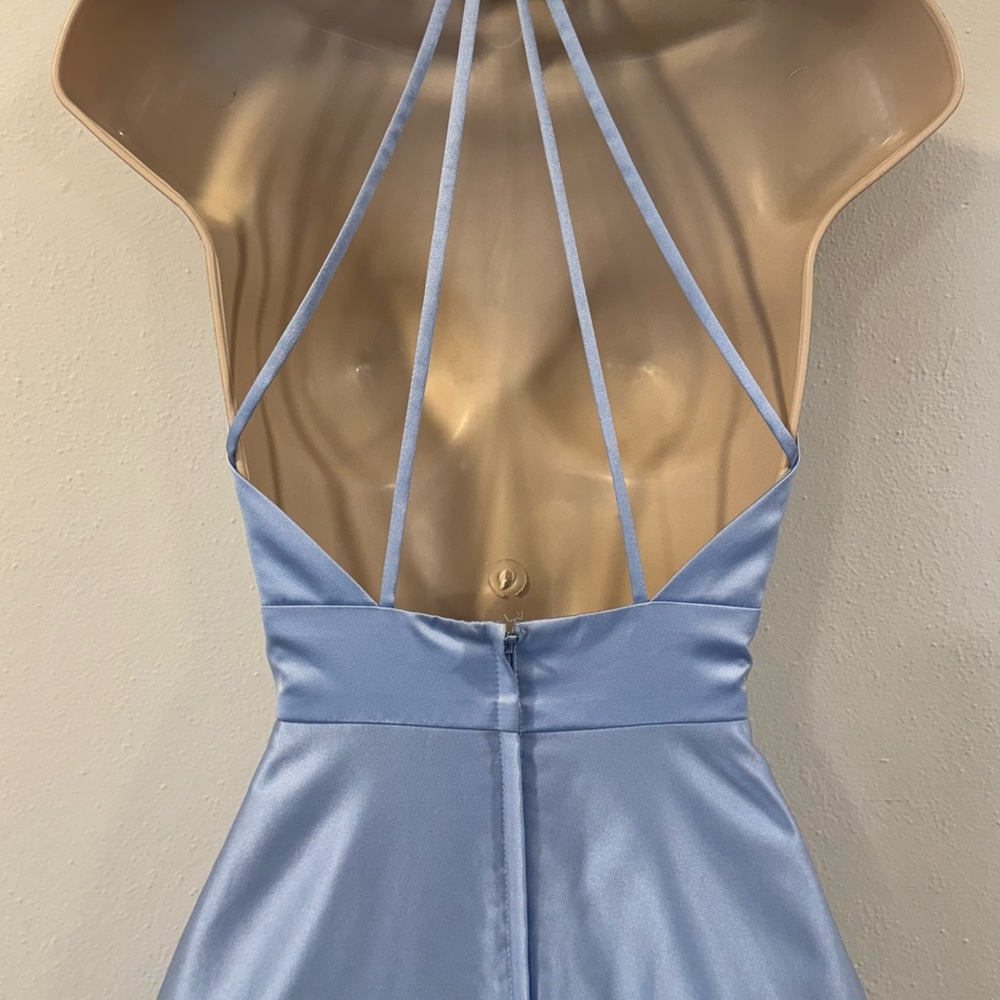 Baby blue mesh v cutout long formal prom dress with halter neckline - Picture 4 of 7